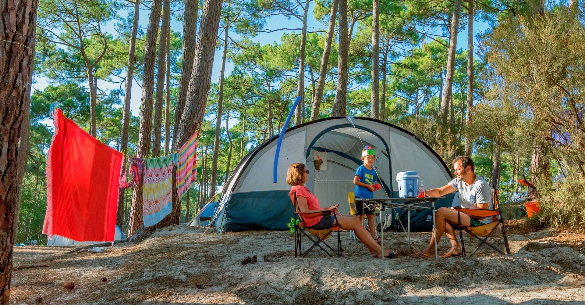 Camping 11 11. Чистые дюны кемпинг Анапа. Кемпинг чистые дюны Крым. Нудистский кемпинг. Семейный натуристский кемпинг.